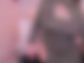 Live cam show with Cloe-adams - Smoking on AdultVida.com
