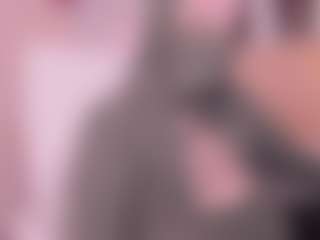 Live cam show with Cloe-adams - Petite on hrnylive.com