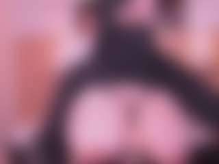 Live cam show with Cloe-adams - Normal on Camsoda