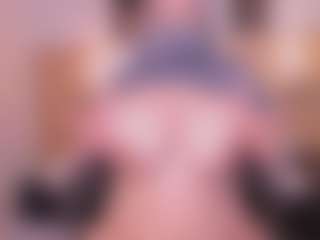 Cloe-adams's Live Sex Cam Show