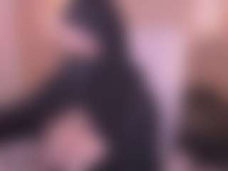Live cam show with Cloe-adams - Butt Plug on Gym Cam Girls