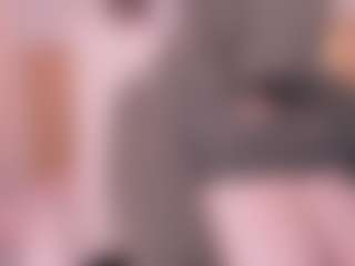 Live cam show with Cloe-adams - Flashing on Uber Horny