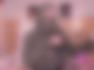 Live cam show with Cloe-adams - Brown Hair on Dolls Live