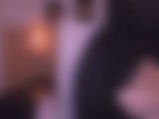 Live cam show with Cloe-adams - Skinny on CamClone