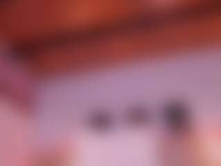 Live cam show with Cloe-adams - Strip on Camsoda