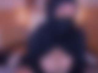 Live cam show with Cloe-adams - Skinny MILF on crypto-cams
