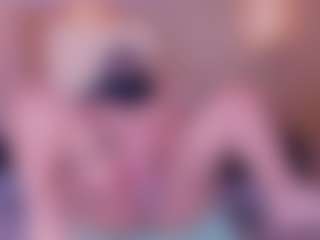 Live cam show with Cloe-adams - Drinking on Camsoda
