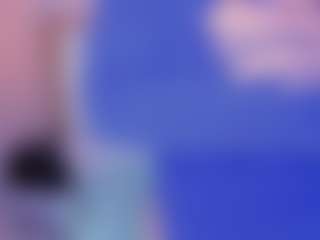 Live cam show with Cloe-adams - Brown Hair on StripNow