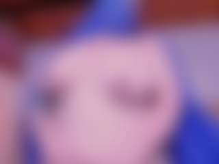 Live cam show with Cloe-adams - Skinny MILF on Hubzter Live