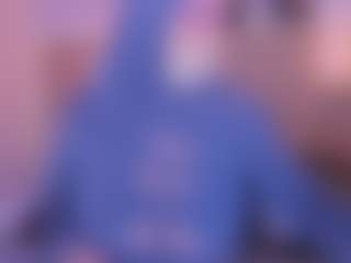 Live cam show with Cloe-adams - Smoking on https://playwithruby.com