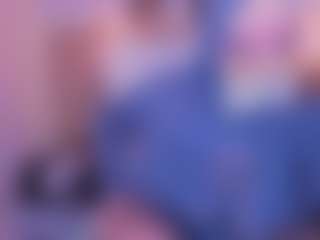 Live cam show with Cloe-adams - Flashing on Dolls Live