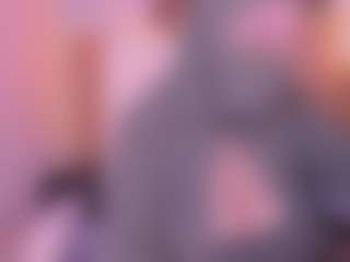 Live cam show with Cloe-adams - Petite on CamClone