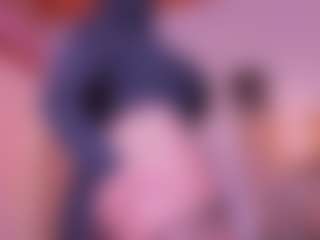 Live cam show with Cloe-adams - Big Tits Small Tits on Camming Site