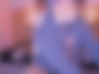 Live cam show with Cloe-adams - Small Tits Mature on Cam Slut