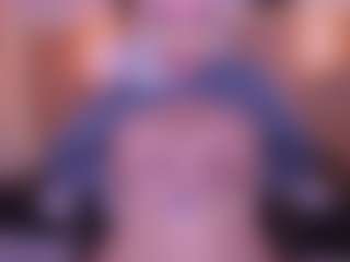 Live cam show with Cloe-adams - Nipple Piercings on CSO-WL