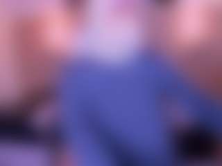 Live cam show with Cloe-adams - Skinny MILF on Cam Slut