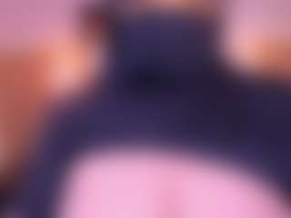 Live cam show with Cloe-adams - Brown Hair Petite on alttransgirls