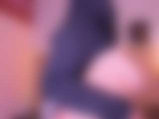 Live cam show with Cloe-adams - Brown Hair MILF on slutload