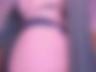 Live cam show with Cloe-adams - Flashing on madthumbs