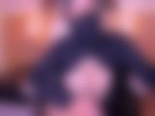 Live cam show with Cloe-adams - Latina MILF on CamSodaAdn | colombia