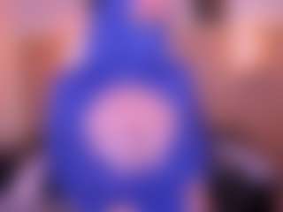 Live cam show with Cloe-adams - Smoking on Camsoda