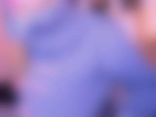 Live cam show with Cloe-adams - Brown Hair MILF on Camsoda