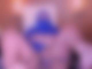 Live cam show with Cloe-adams - Gamer MILF on StripNow