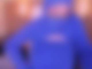 Live cam show with Cloe-adams - Petite on CamClone