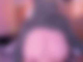 Cloe-adams MILF webcam performer live streaming