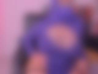 Show de cam en vivo con Cloe-adams - Big Tits en Camsoda