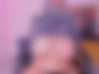 Live cam show with Cloe-adams - Drinking on Camsoda