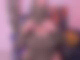 Live cam show with Cloe-adams - Bedroom Brown Hair on Camsoda Late Night