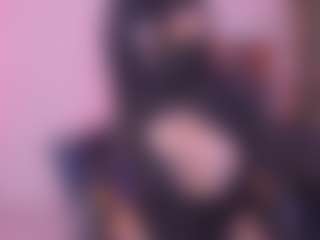 Cloe-adams's Live Sex Cam Show