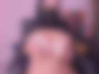 Cloe-adams's Live Sex Cam Show