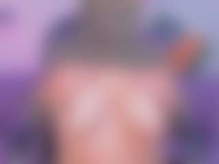 Cloe-adams's Live Sex Cam Show