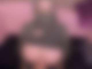 Live cam show with Cloe-adams - Fingering on Dare Cams