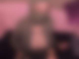 Live cam show with Cloe-adams - Brown Hair on Stripli.com