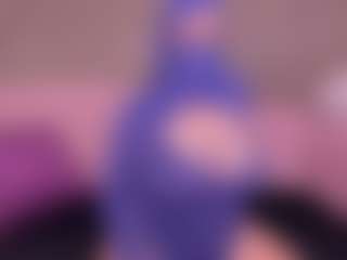 Cloe-adams's Live Sex Cam Show