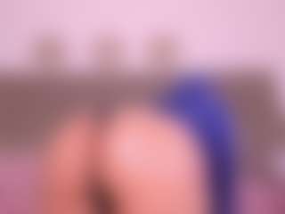 Cloe-adams's Live Sex Cam Show