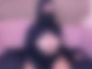 Live cam show with Cloe-adams - Nipple Piercings on CamwithHer