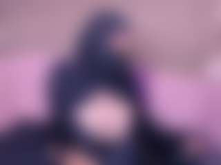 Live cam show with Cloe-adams - Mature on instabang
