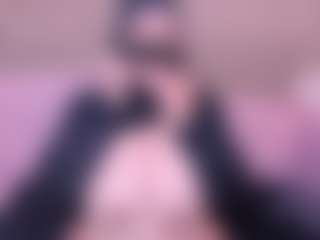 Cloe-adams's Live Sex Cam Show