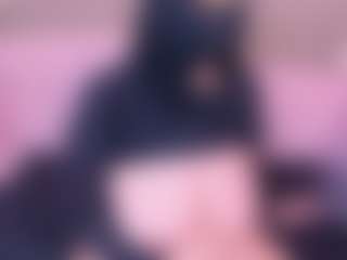 Cloe-adams's Live Sex Cam Show