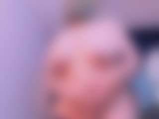 Live cam show with Cloe-adams - Shaved Pussy on CSO-WL