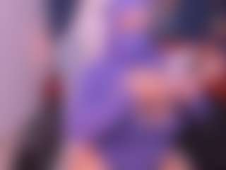 Live cam show with Cloe-adams - Tittyfuck on Camsoda