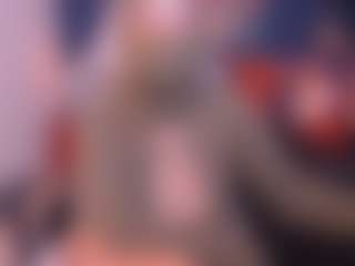 Live cam show with Cloe-adams - Small Tits Mature on Camsoda