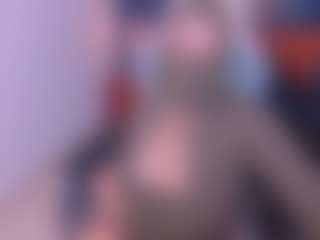 Live cam show with Cloe-adams - Butt Plug on Milfs Live