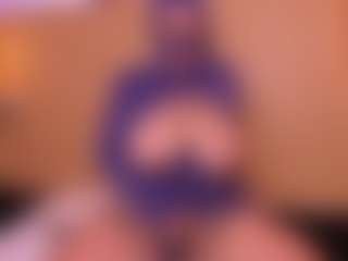 Cloe-adams's Live Sex Cam Show