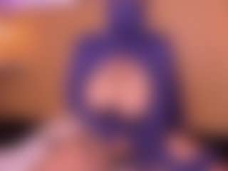 Cloe-adams's Live Sex Cam Show