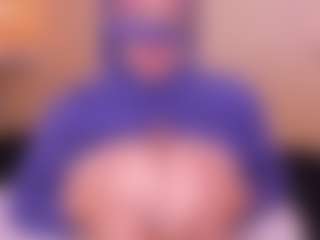 Live cam show with Cloe-adams - Brown Hair MILF on xplaylive.com